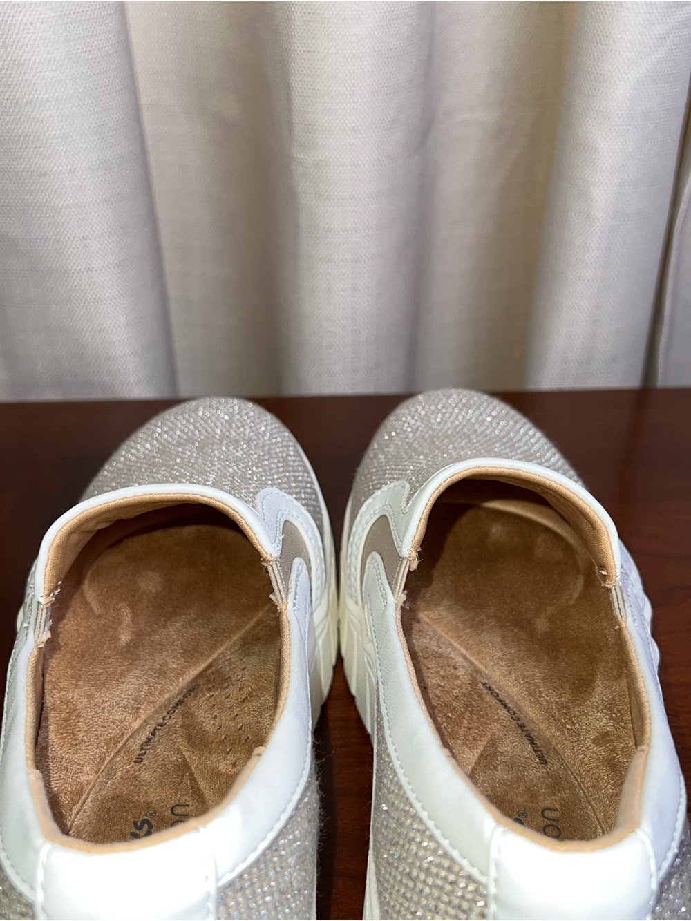 NWOB CLARKS Mykah Shine Metallic Slip-On Sneakers - Picture 13 of 14